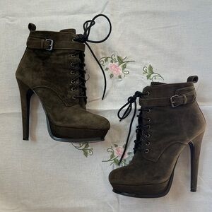 Aldo Olive Green Suede Lace Up Platform Heeled Boots with Buckle Detail 6.5
